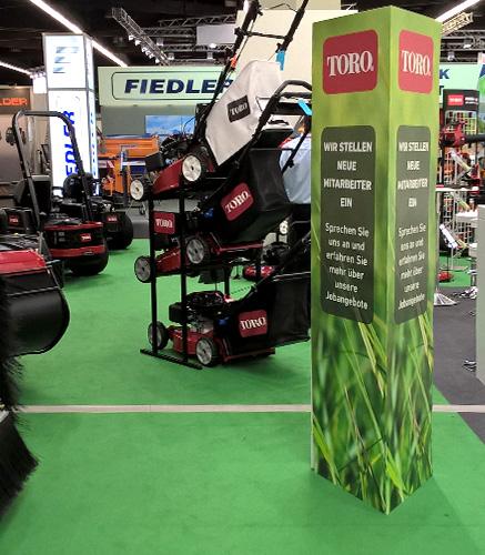 Dreieck Displaysaeule im Einsatz