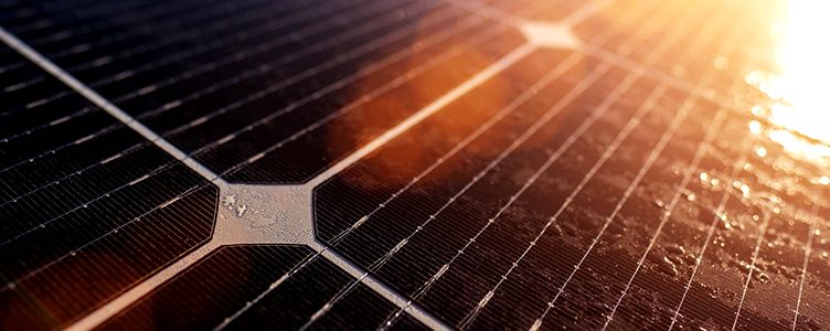  Photovoltaikanlage auf firmeneigenem Dach als erneuerbare Energiequelle