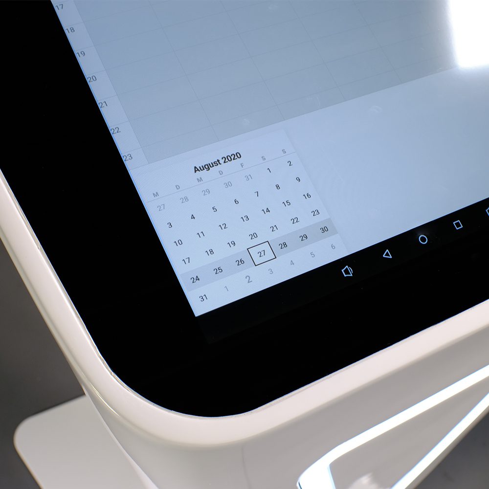 Digital Signage Terminal Tron Cube - Detail der Lichtleiste und des Touchscreen