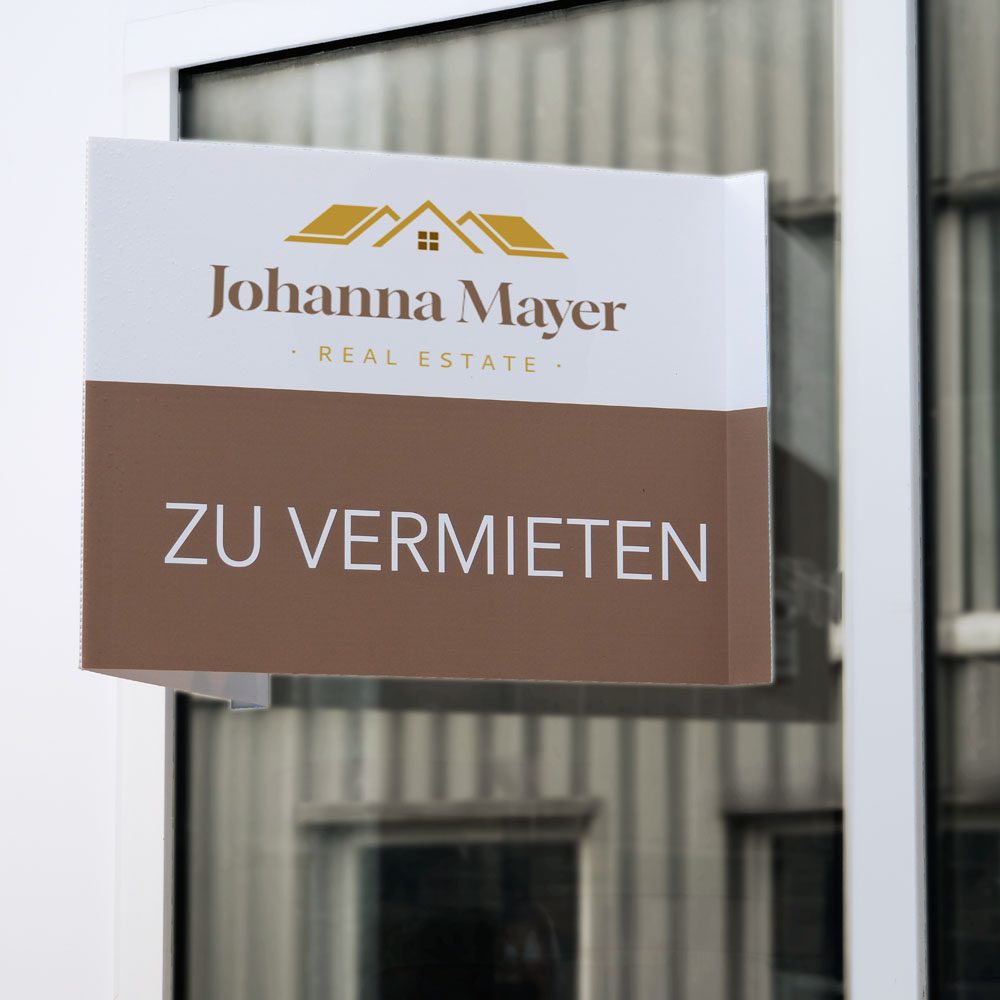Maklerschild - schnelle Montage mittels Klebeband
