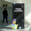 Plattenaufsteller mit Standfüßen